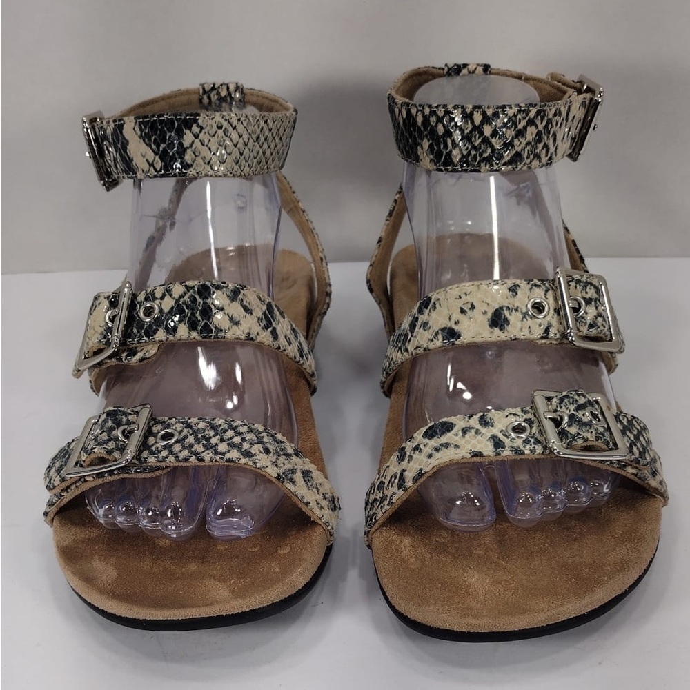 Vionic Snakeskin Patterned Women's Sandals size 8 pre owned good condition